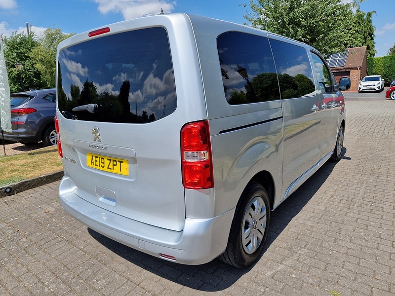 Peugeot Traveller BlueHDi Business - U11682