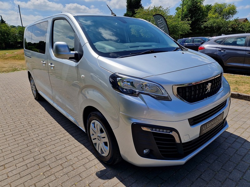 Peugeot Traveller BlueHDi Business - U11682