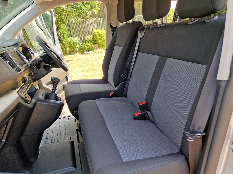 Peugeot Traveller BlueHDi Business - U11682