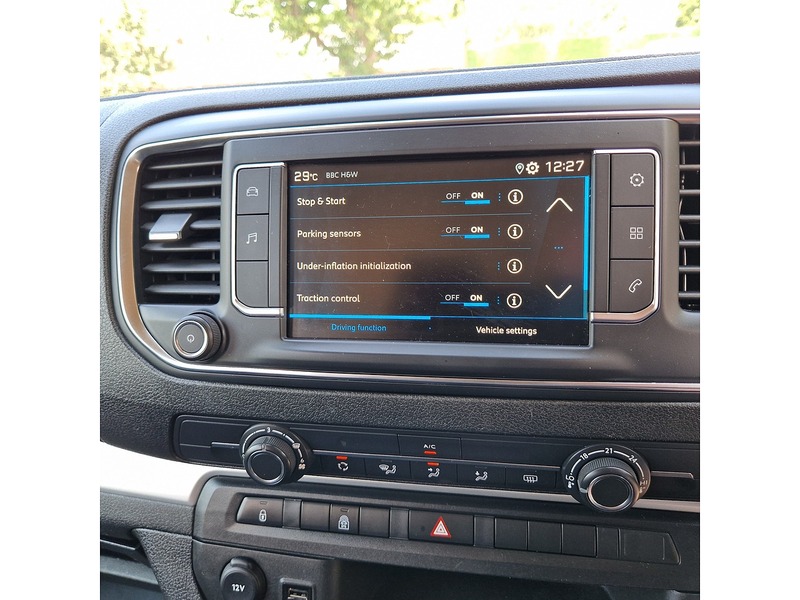 Peugeot Traveller BlueHDi Business - U11682