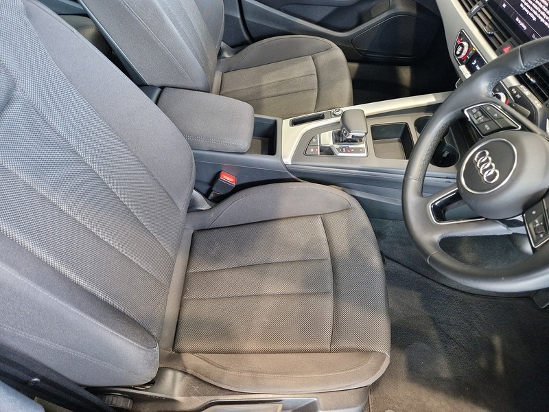 Audi A4 TFSI Technik - U11687