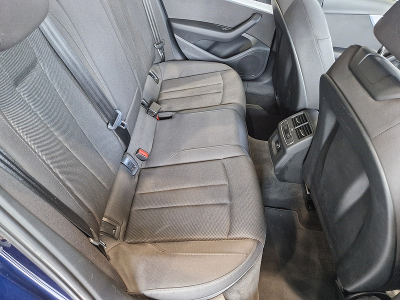 Audi A4 TFSI Technik - U11687