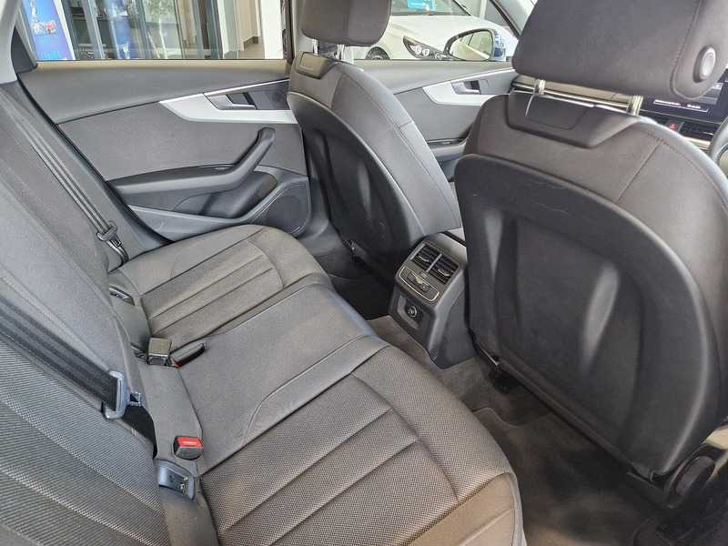 Audi A4 TFSI Technik - U11687