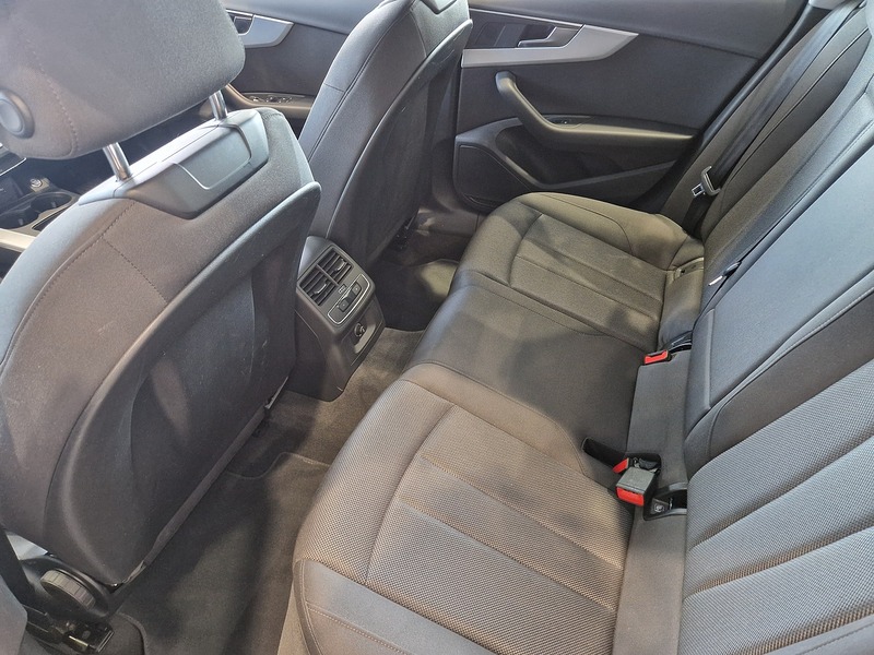 Audi A4 TFSI Technik - U11687