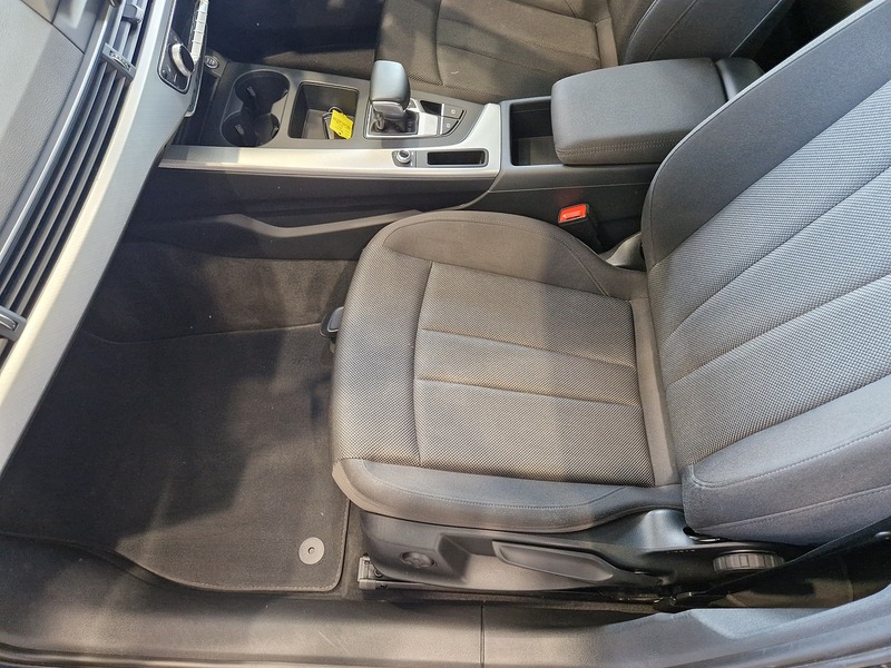 Audi A4 TFSI Technik - U11687