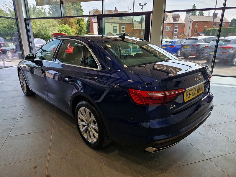 Audi A4 TFSI Technik - U11687