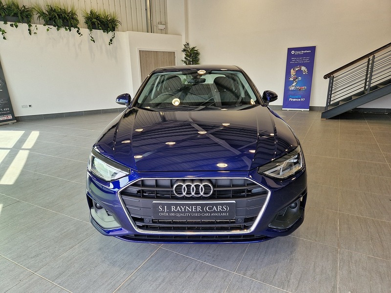 Audi A4 TFSI Technik - U11687