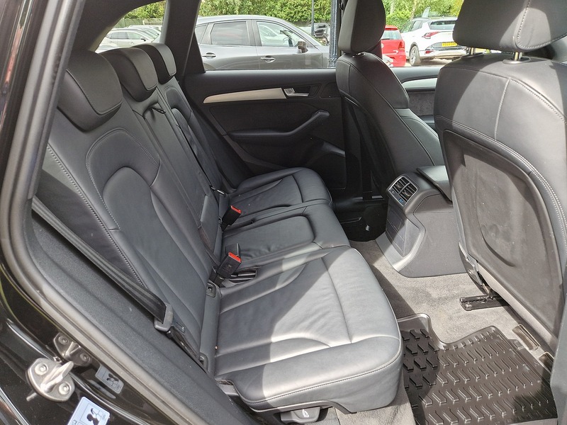 Audi Q5 TDI S line Plus - U11690