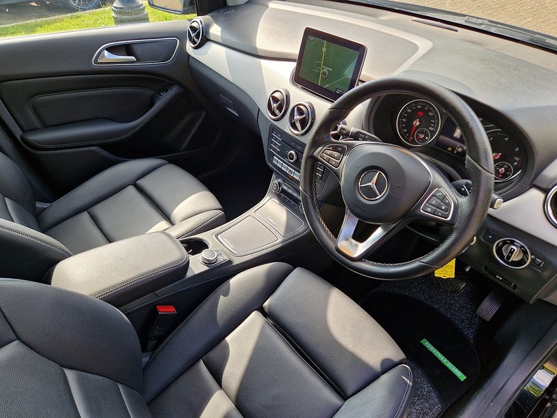 Mercedes-Benz B Class B200d Sport - U11693