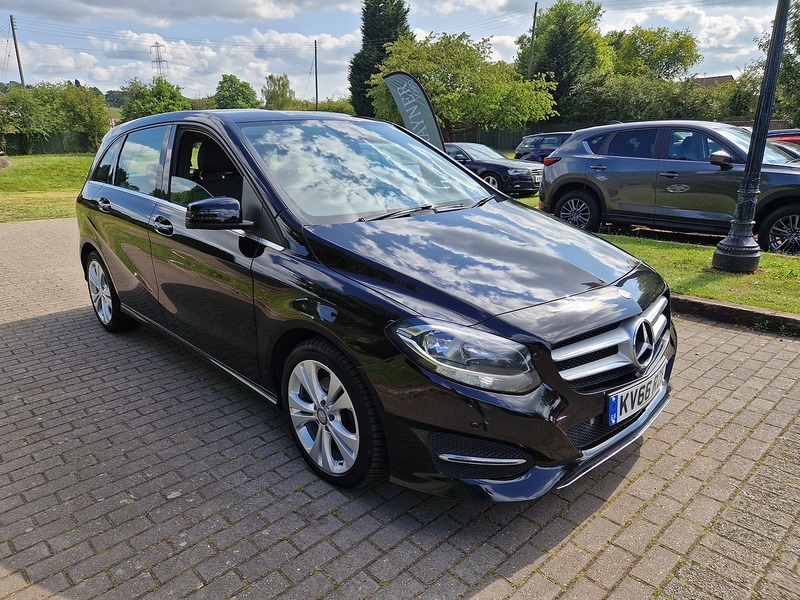 Mercedes-Benz B Class B200d Sport - U11693