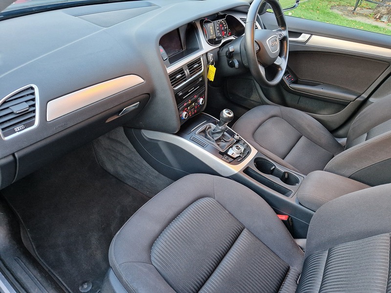 Audi A4 TDI ultra SE - U11702