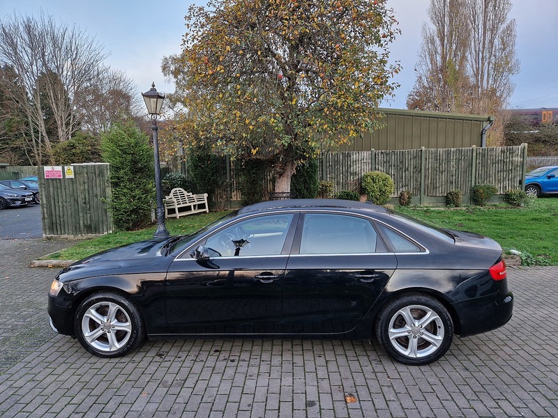 Audi A4 TDI ultra SE - U11702