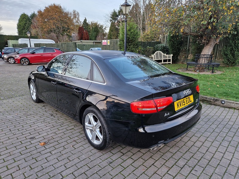 Audi A4 TDI ultra SE - U11702