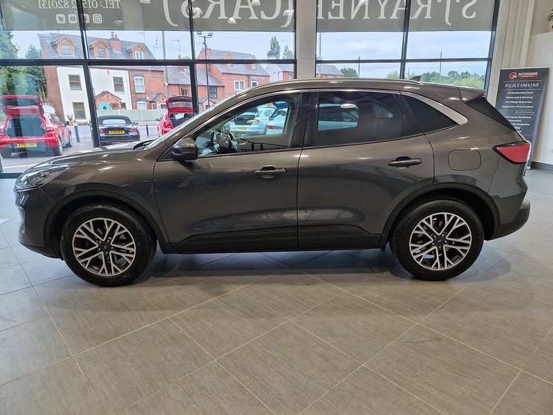 Ford Kuga EcoBlue MHEV Titanium Edition - U11704