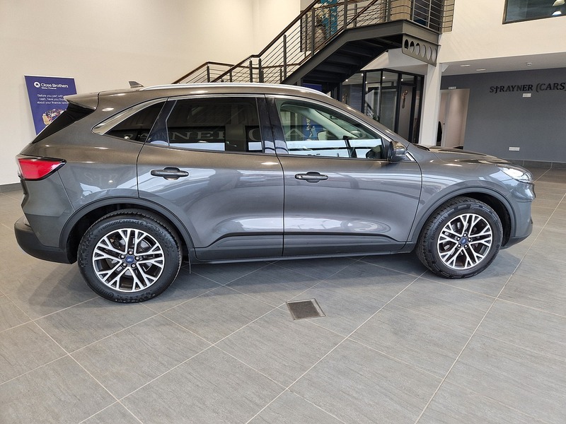 Ford Kuga EcoBlue MHEV Titanium Edition - U11704