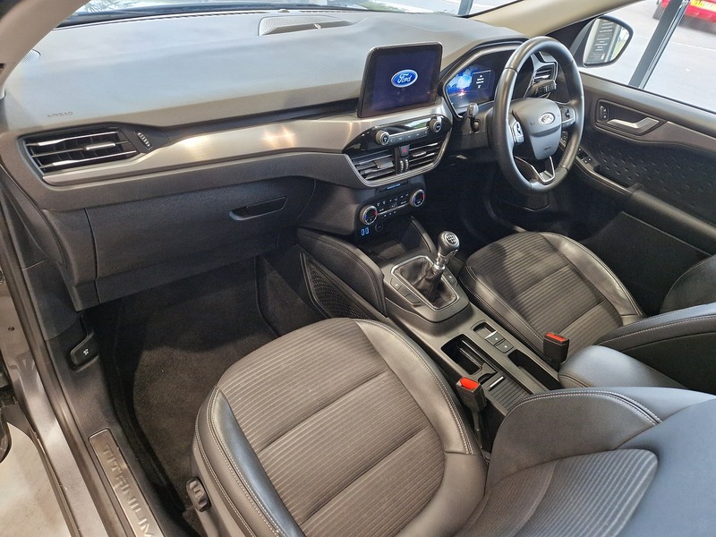 Ford Kuga EcoBlue MHEV Titanium Edition - U11704