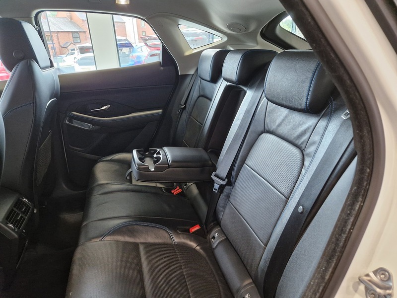 Jaguar E-PACE D180 R-Dynamic S - U11705