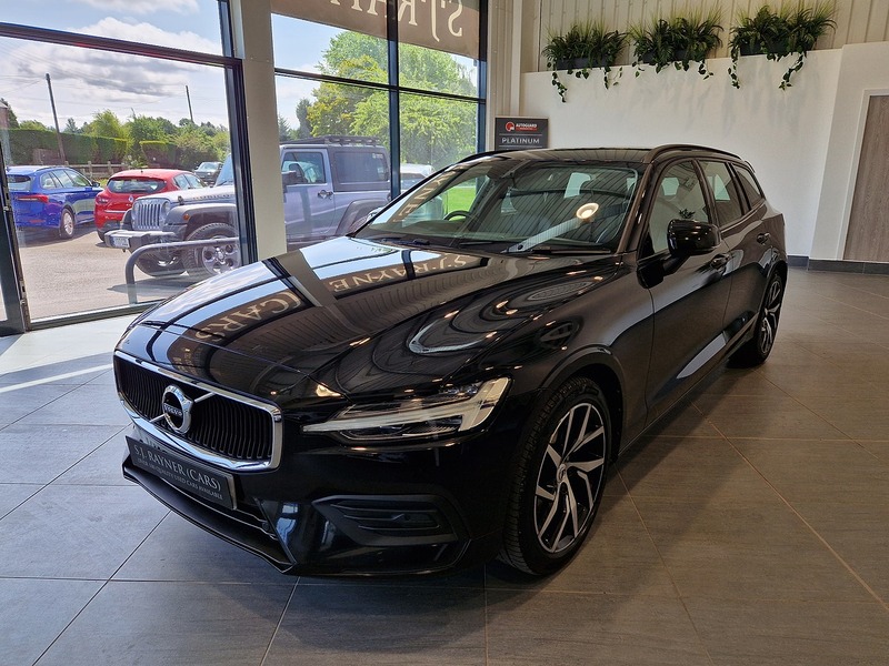 Volvo V60 D3 Momentum Plus - U11709