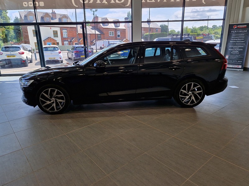Volvo V60 D3 Momentum Plus - U11709
