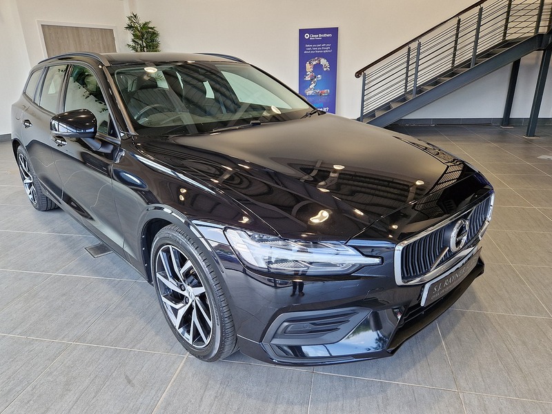 Volvo V60 D3 Momentum Plus - U11709