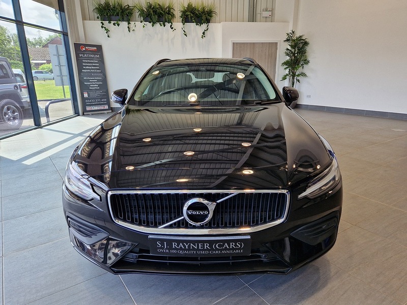Volvo V60 D3 Momentum Plus - U11709