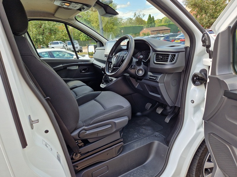 Renault Trafic dCi Blue 30 Advance - U11719