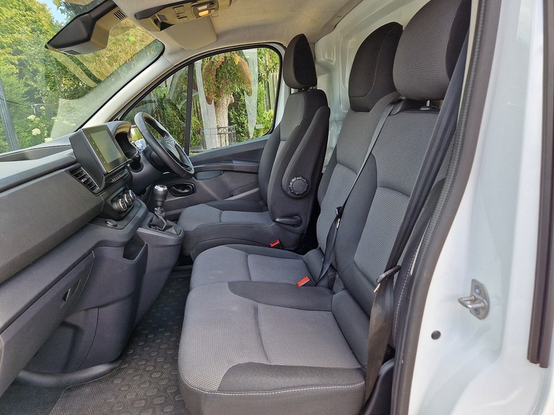 Renault Trafic dCi Blue 30 Advance - U11719