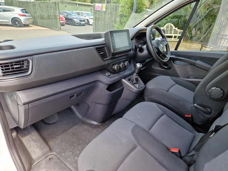 Renault Trafic dCi Blue 30 Advance - U11719