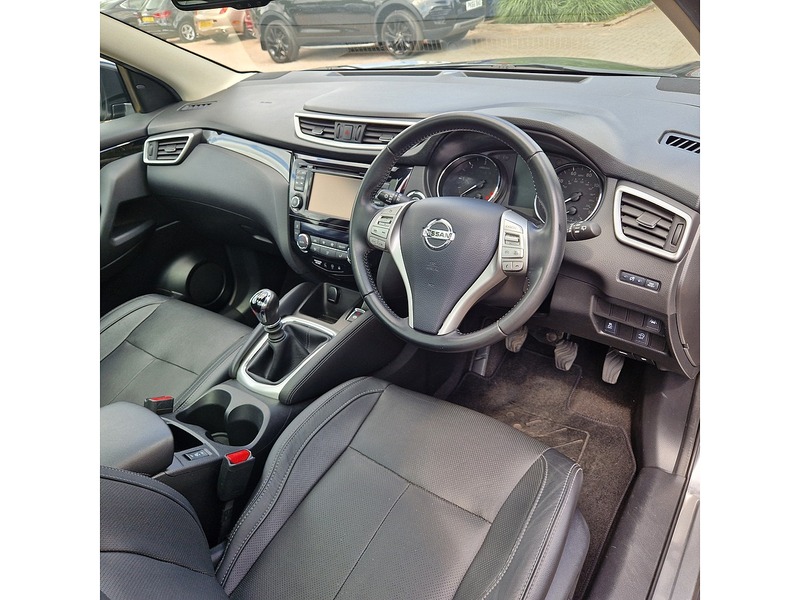 Nissan Qashqai dCi Tekna - U11735