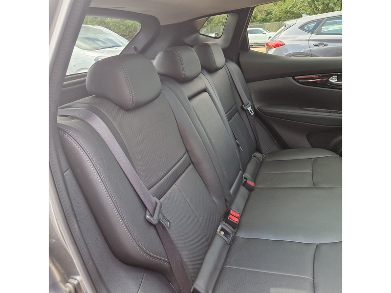 Nissan Qashqai dCi Tekna - U11735