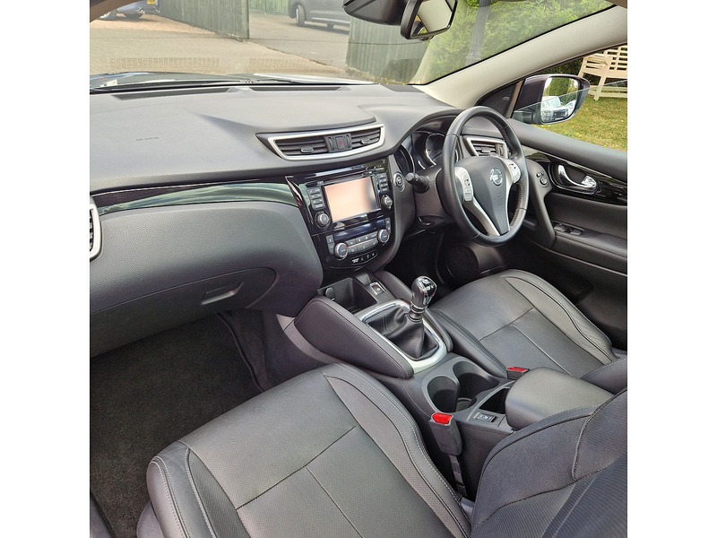 Nissan Qashqai dCi Tekna - U11735