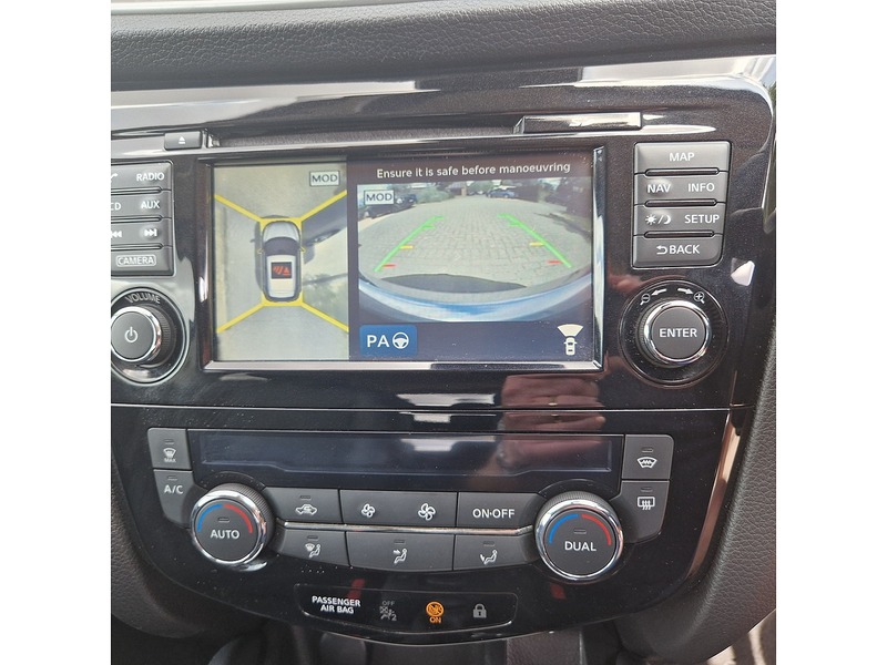 Nissan Qashqai dCi Tekna - U11735