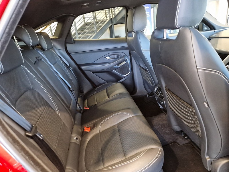 Jaguar E-PACE D240 R-Dynamic HSE - U11736