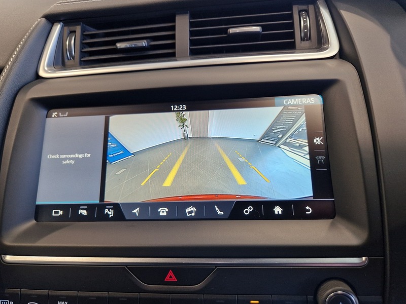 Jaguar E-PACE D240 R-Dynamic HSE - U11736