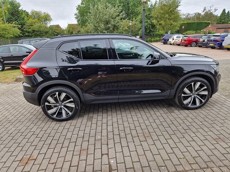 Volvo XC40 h T5 Twin Engine R-Design Pro - U11741