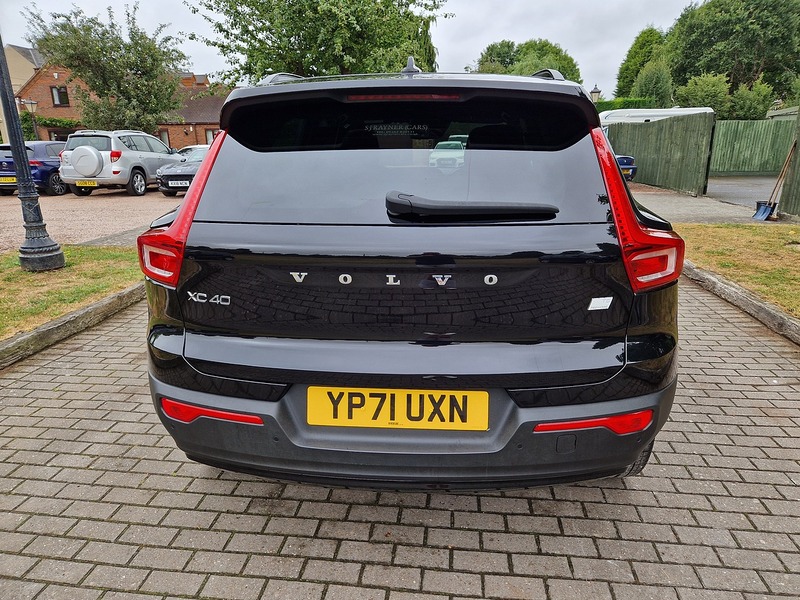 Volvo XC40 h T5 Twin Engine R-Design Pro - U11741