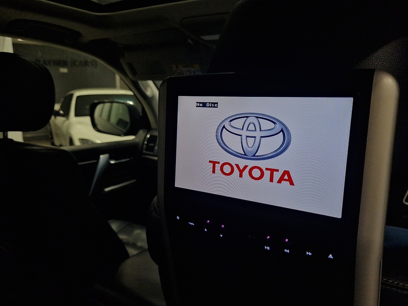 Toyota Land Cruiser D-4D V8 - U11746