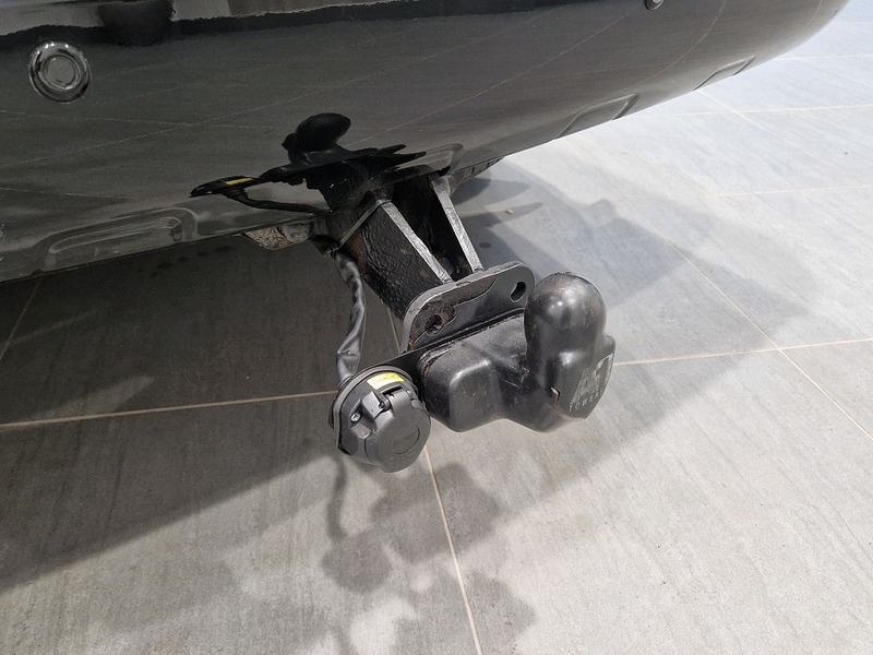 Toyota Land Cruiser D-4D V8 - U11746