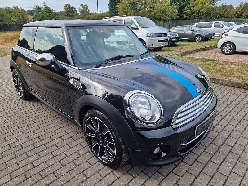 MINI Hatch Cooper D Bayswater - U11748