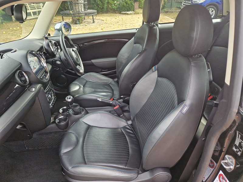 MINI Hatch Cooper D Bayswater - U11748