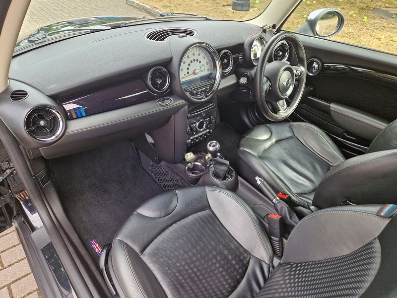 MINI Hatch Cooper D Bayswater - U11748