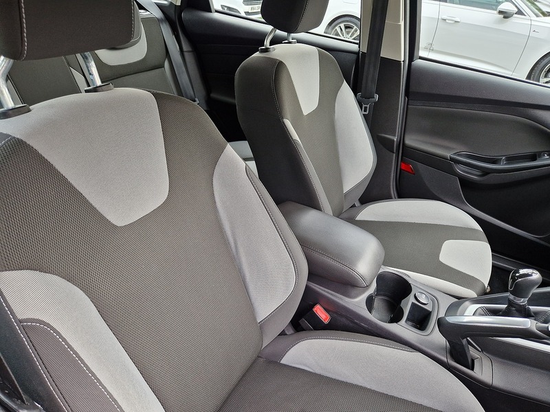Ford Focus Zetec - U11751