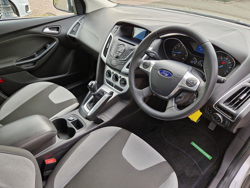 Ford Focus Zetec - U11751