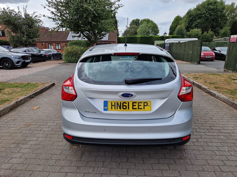 Ford Focus Zetec - U11751