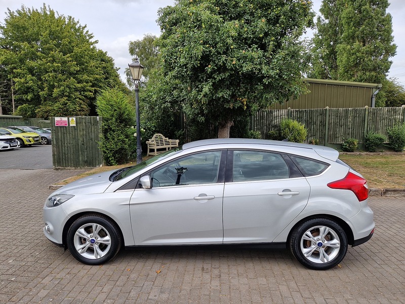 Ford Focus Zetec - U11751