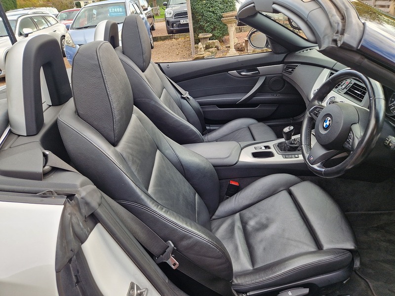 BMW Z4 20i M Sport - U11753