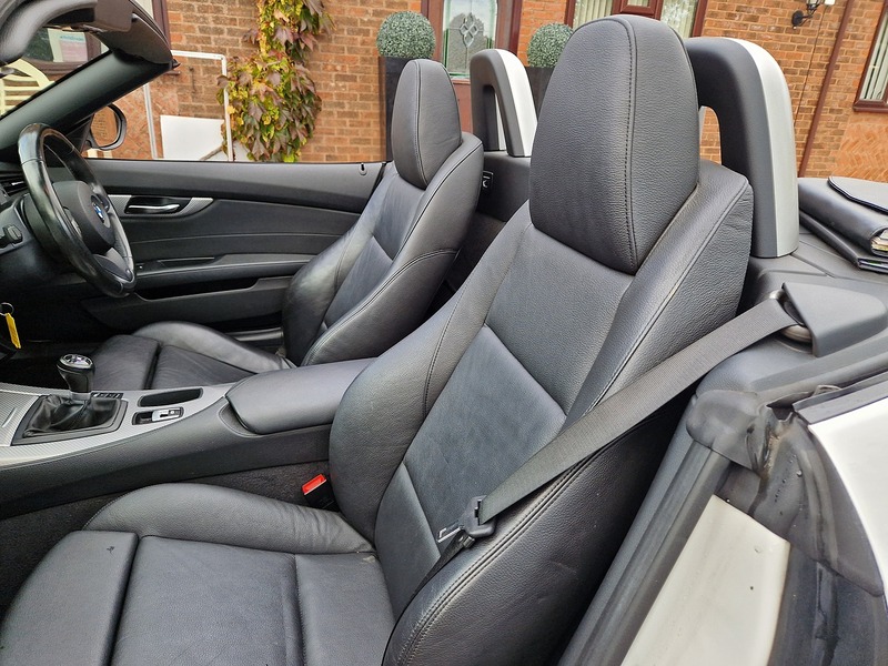 BMW Z4 20i M Sport - U11753