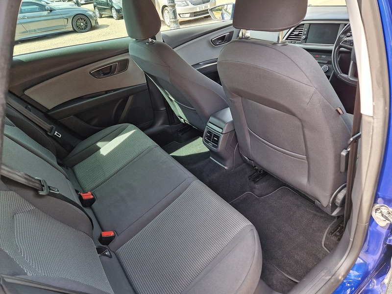 SEAT Leon TDI SE Dynamic Technology - U11766