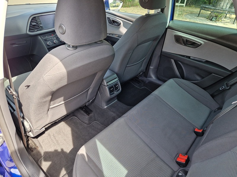 SEAT Leon TDI SE Dynamic Technology - U11766