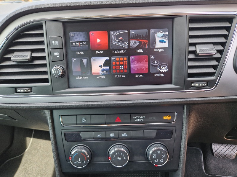 SEAT Leon TDI SE Dynamic Technology - U11766